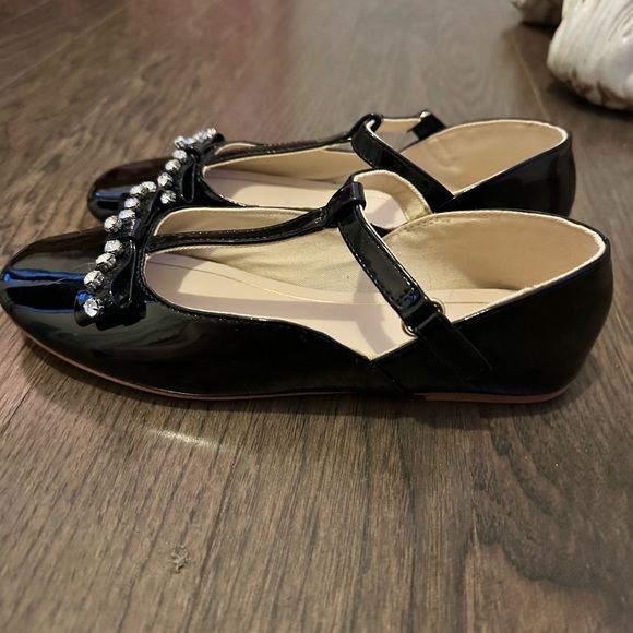 Zara flats embellishment - Picture 2 of 5